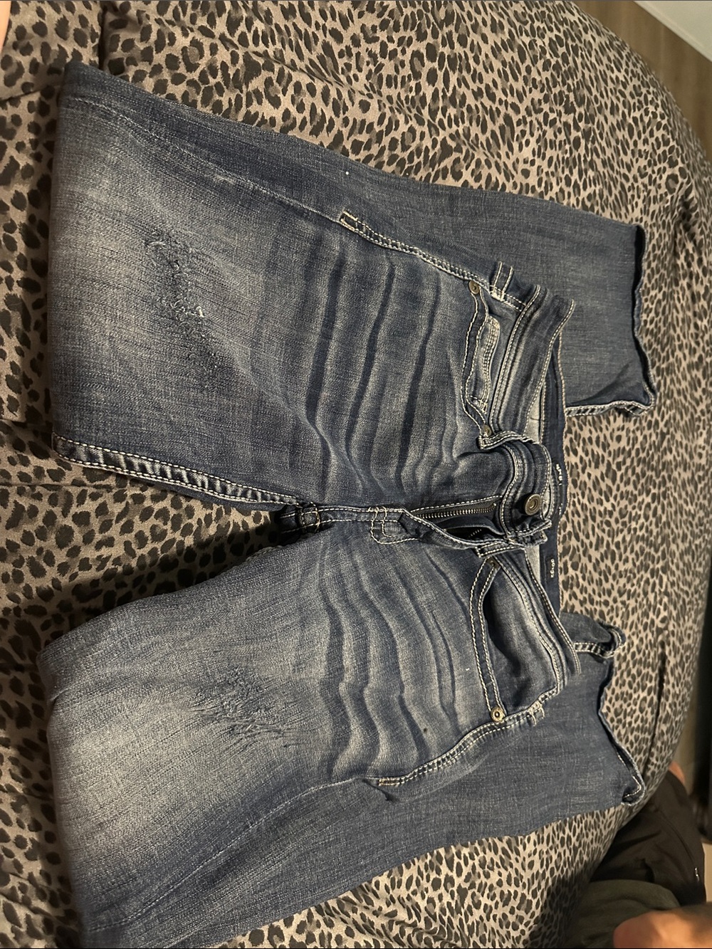 Men’s BKE Distressed Blue straight leg Jeans 30/32